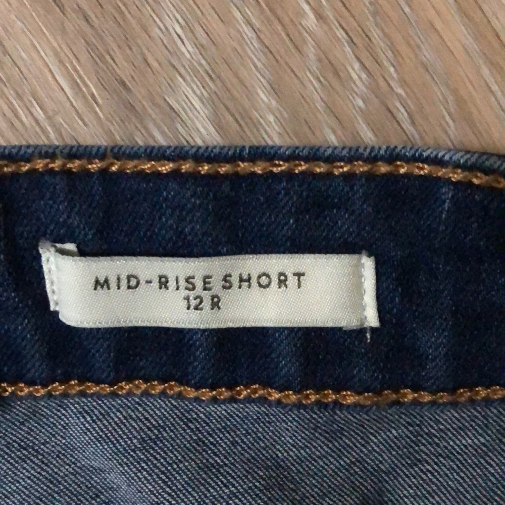 Wonderly Mid Rise Short Distressed Jeans - Picture 6 of 8